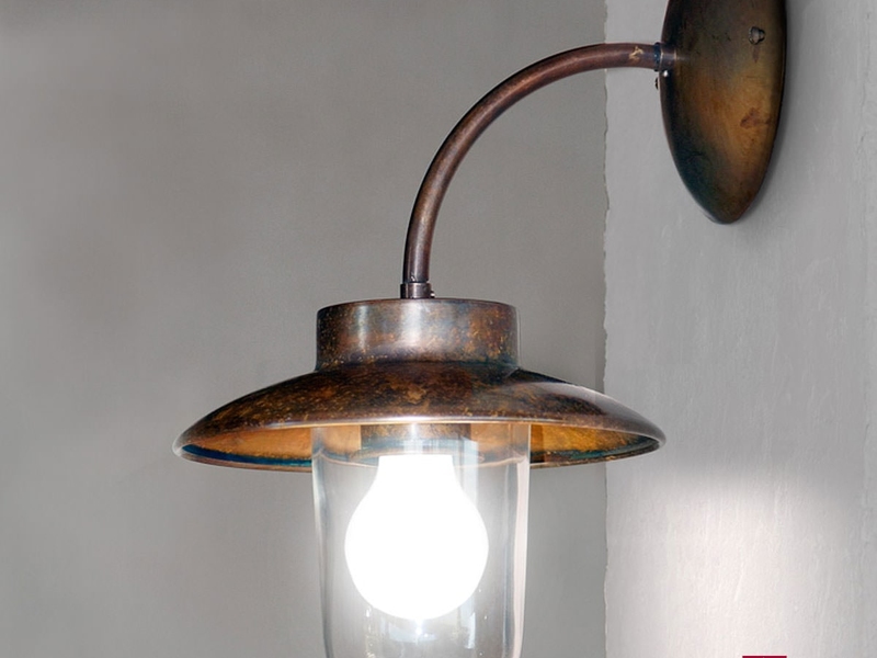 lampada-ottone-aldobernardi.jpg