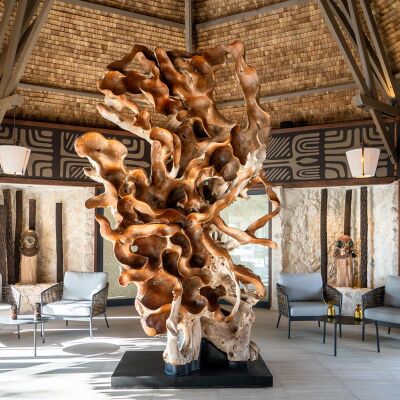 Beyond the horizon: Aldo Bernardi’s light in the heart of French Polynesia