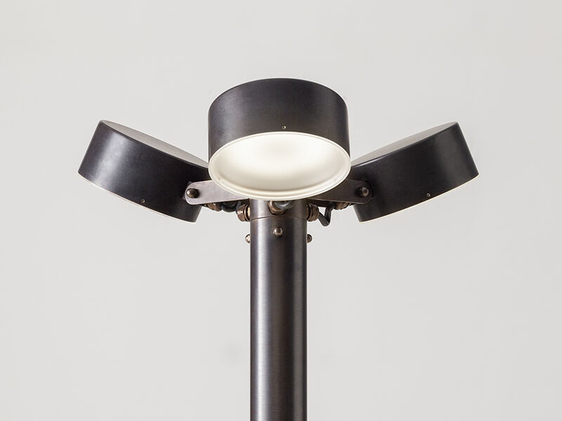 Acelum pole-top